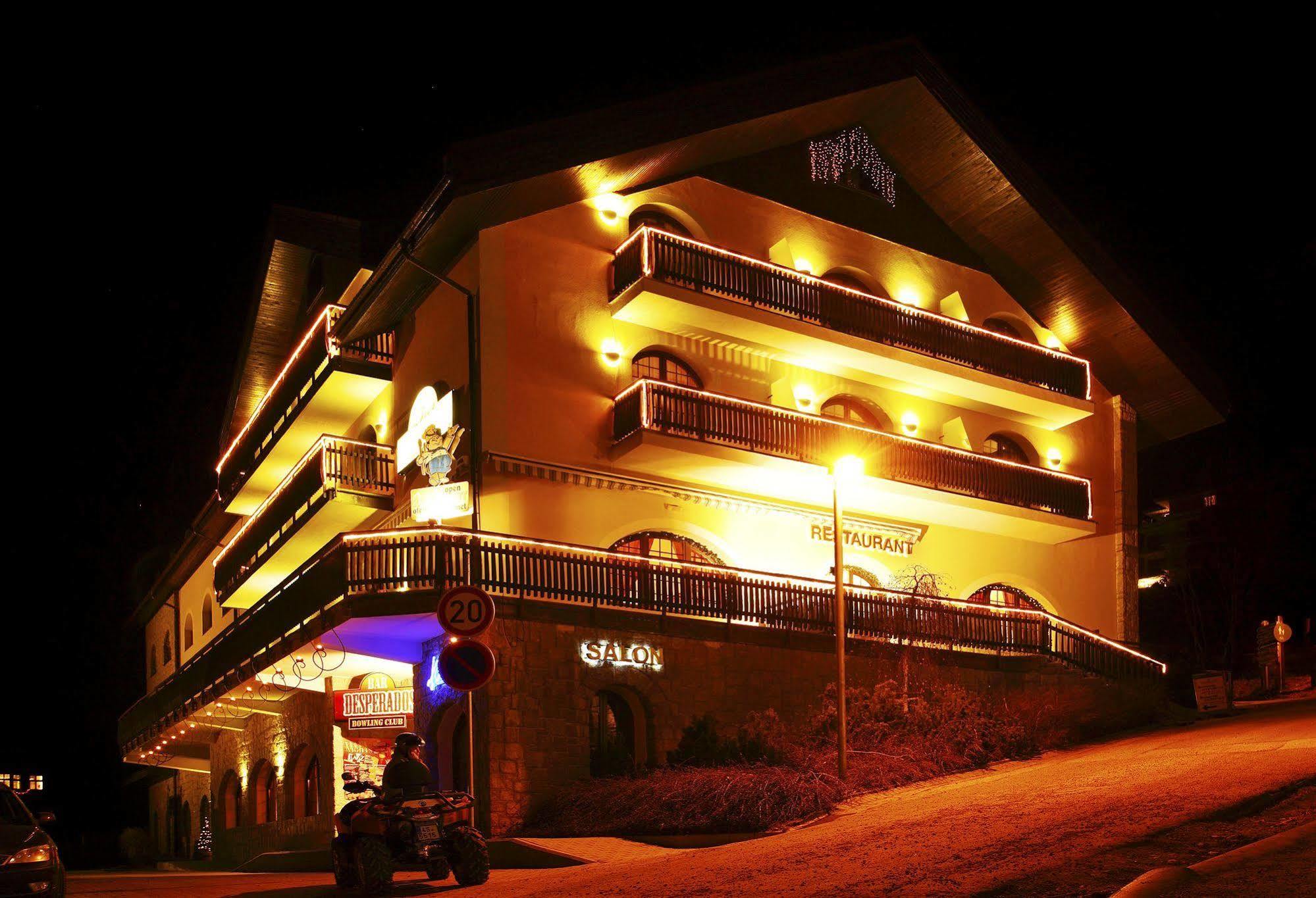 Wellness Hotel Windsor スピンドレルフ・ムリン エクステリア 写真