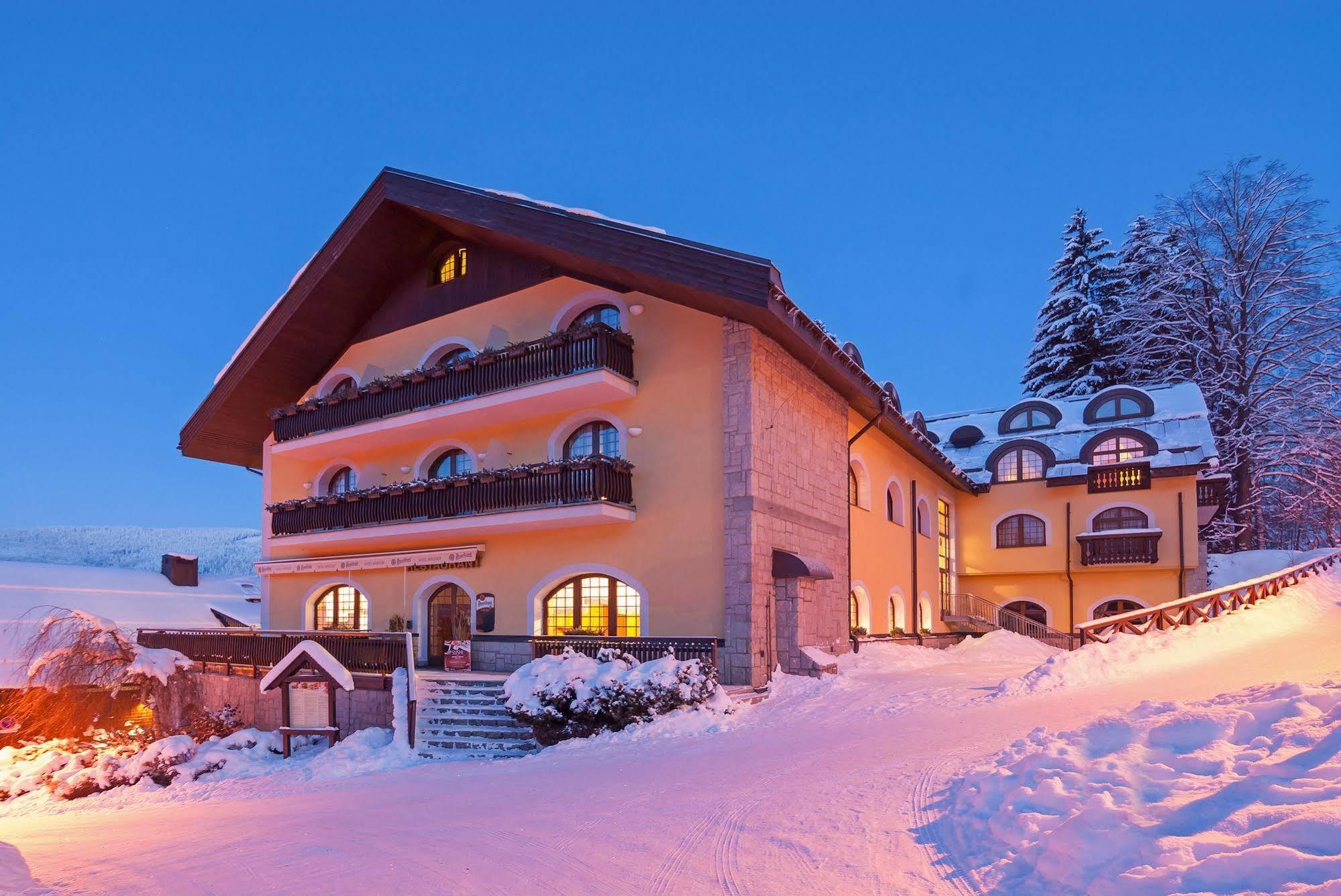 Wellness Hotel Windsor スピンドレルフ・ムリン エクステリア 写真