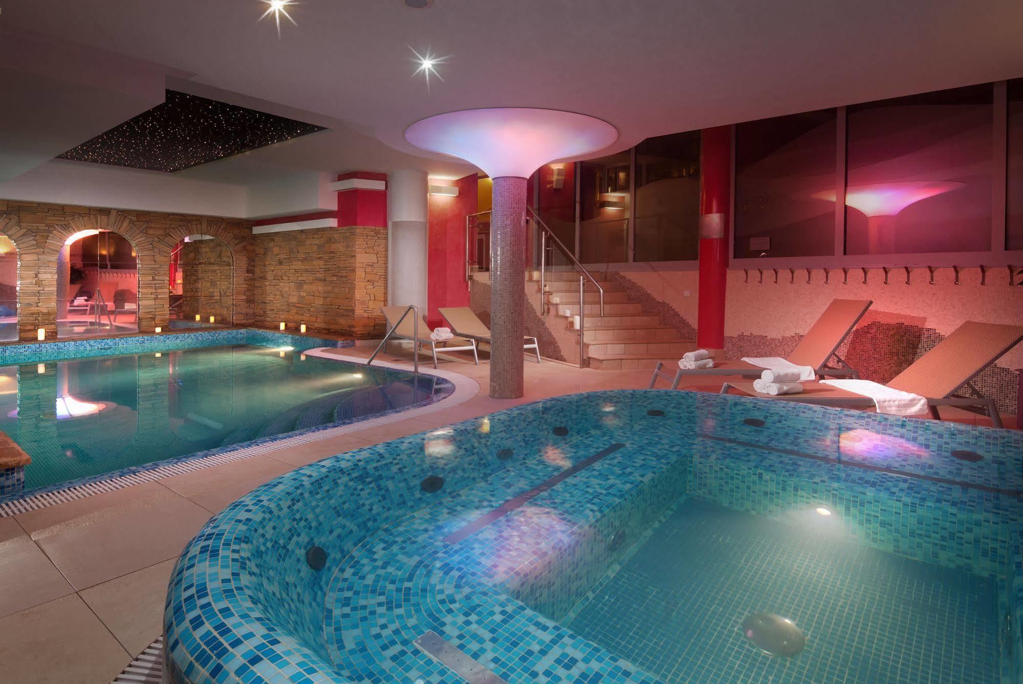 Wellness Hotel Windsor スピンドレルフ・ムリン エクステリア 写真